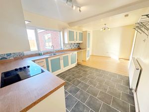 Kitchen/Dining Room- click for photo gallery